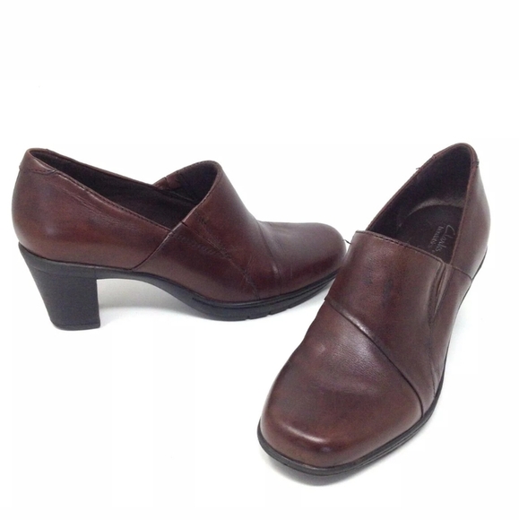 clarks comfort booties